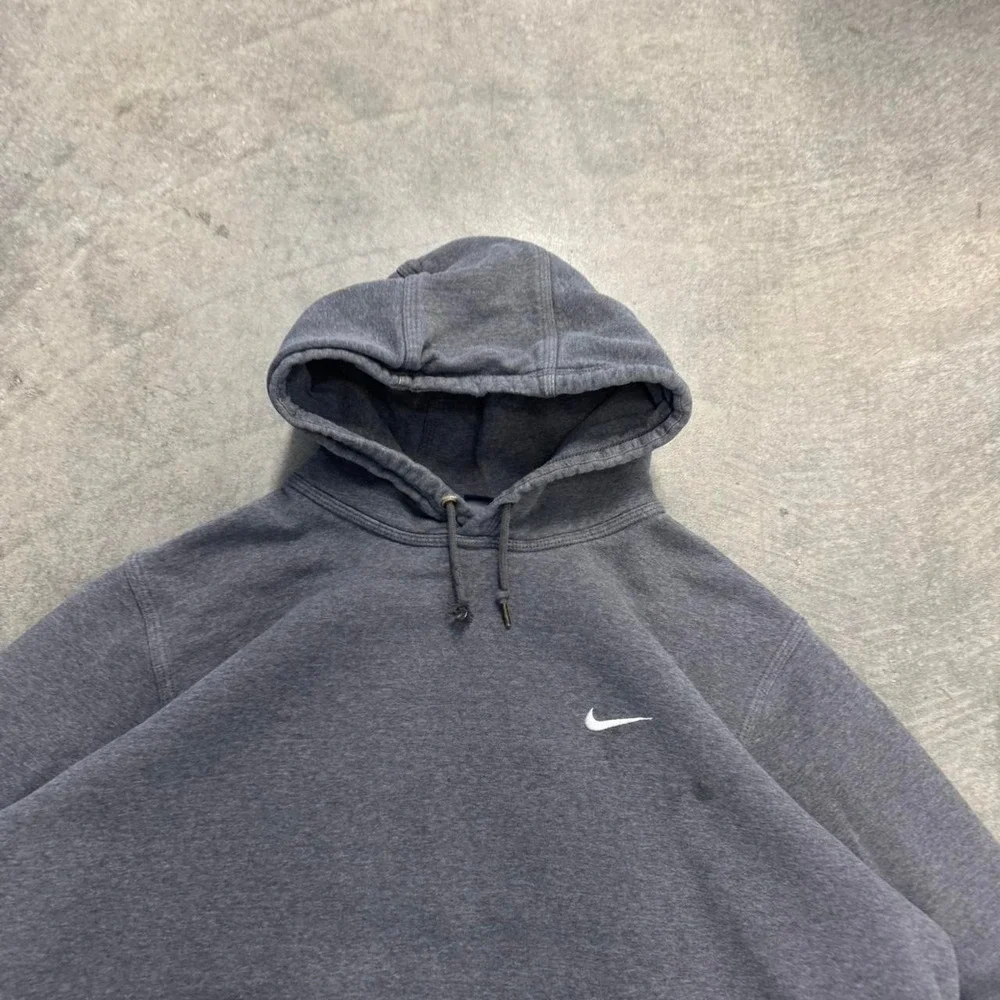 Vintage Nike Hoodie XL Boxy Cropped Gray Sweatshirt Athletic Essential X-Large